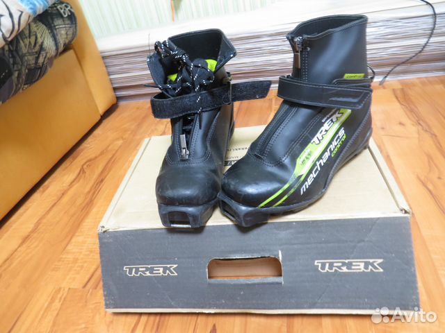 Лыжные ботинки, размер 37 Лыжные ботинки, размер 37