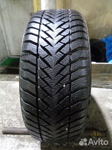 225 60 16 Goodyear Eagl Ultragrip GW 3 новая 225 60 16 Goodyear Eagl Ultragrip GW 3 новая