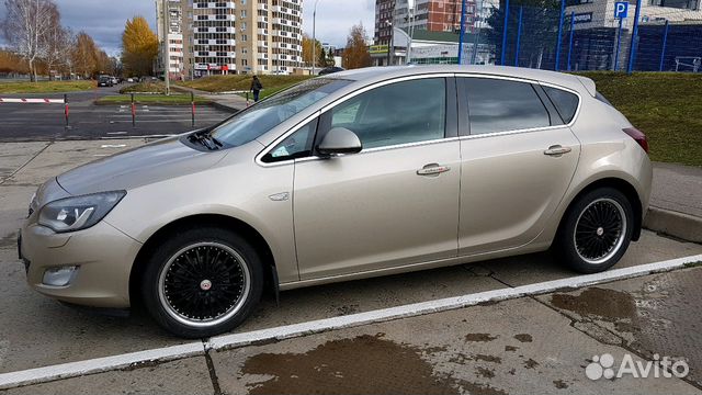 Opel Astra 1.4 МТ, 2011, 135 000 км