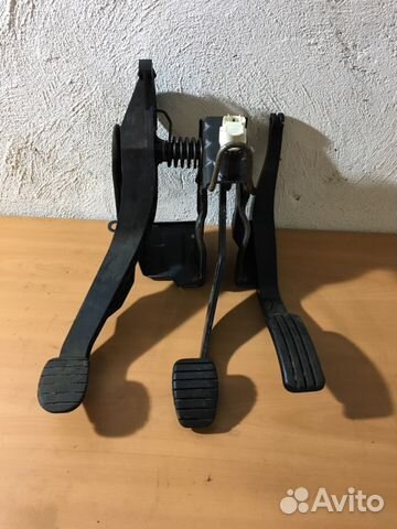 Педальный узел Nissan Almera G15 Педальный узел Nissan Almera G15