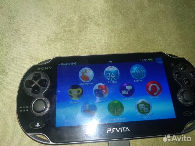 Продам Sony Playstation Vita