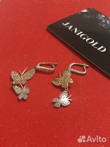 Золотые серьги с бриллиантами Золотые серьги с бриллиантами