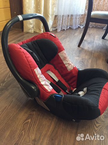Автомобильное кресло