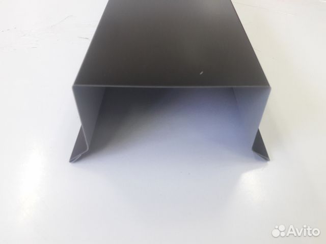 Парапет кровельный 110*250*110 RAL 9005 Парапет кровельный 110*250*110 RAL 9005