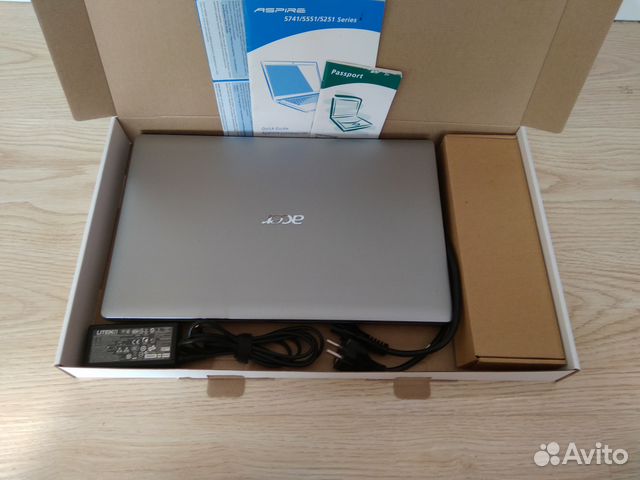 Acer Aspire 5551 4 Гб оперативки Новый аккумулятор