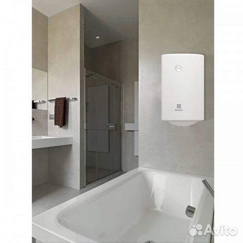 Водонагреватель электр. Electrolux 100л. Quantum