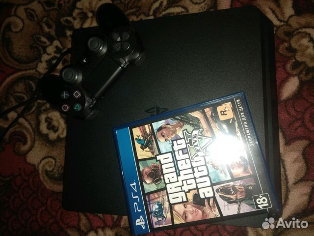 PlayStation 4 500GB