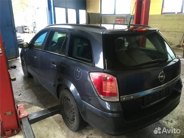 Дверь капот фара бампер Opel Astra H 2004-2010