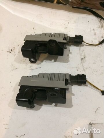Замок капота с датчиком мерседес W212 E212 Замок капота с датчиком мерседес W212 E212