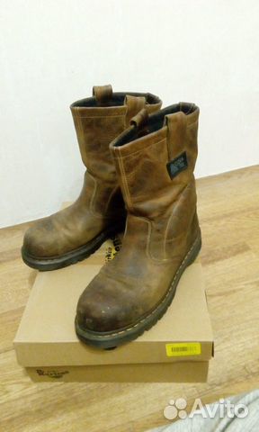 dr martens wellington 1460