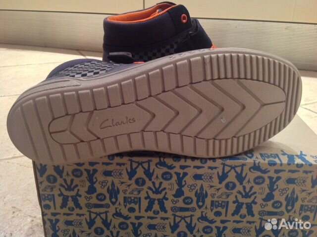 Новые кроссовки Clarks на мальчика