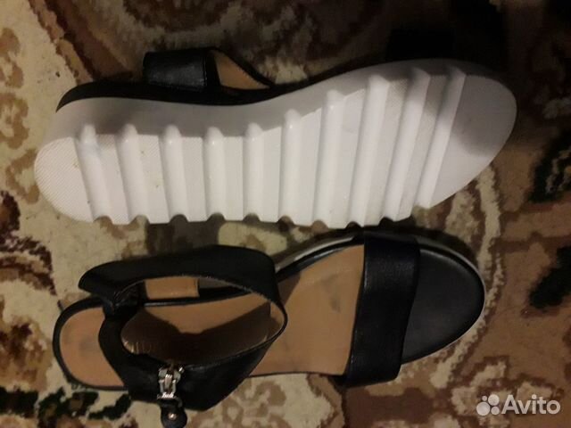 Сандалии Сандалии