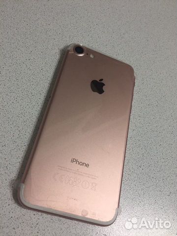 Продаётся iPhone 7