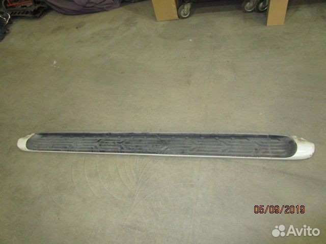 Подножка правая Nissan Patrol (Y62) Подножка правая Nissan Patrol (Y62)
