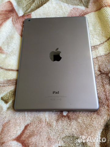 iPad air первого поколения 16 gb