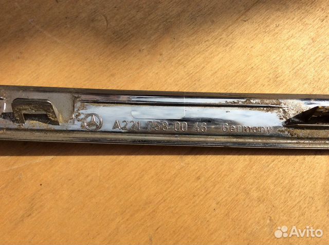 Молдинг крышки багажника Mercedes W221 S