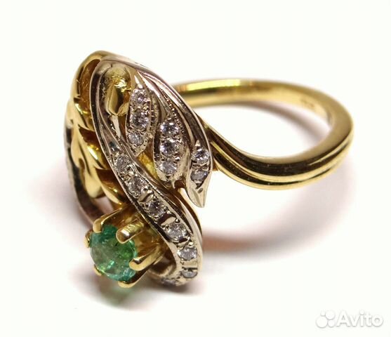 Золотое кольцо 750 пробы с изумрудом, бриллиантами Золотое кольцо 750 пробы с изумрудом, бриллиантами