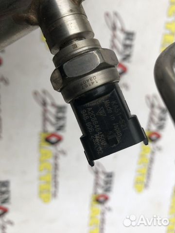 Топливная рампа с датчиком порше каен 957 M48.51 Топливная рампа с датчиком порше каен 957 M48.51