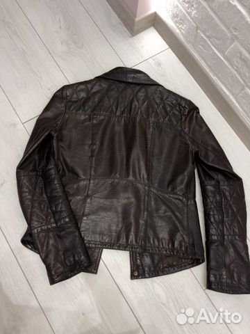 Куртка кожаная Max Mara weekend Куртка кожаная Max Mara weekend