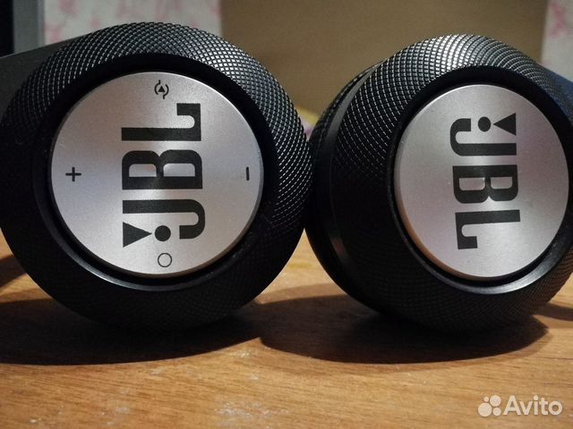 Наешники JBL Bluetooth
