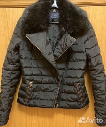 Пуховик куртка женский Armani Jeans Пуховик куртка женский Armani Jeans