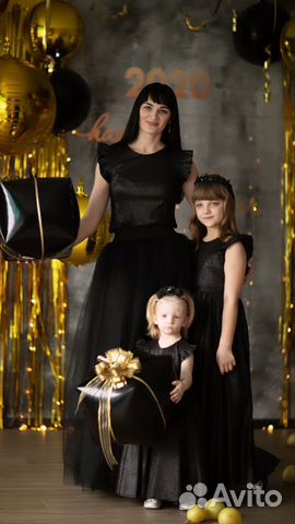 Продам платья Family look для мамы и дочек Продам платья Family look для мамы и дочек