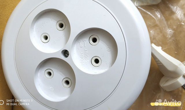 Продам удлинитель на катушке 3-х местный, новый Продам удлинитель на катушке 3-х местный, новый
