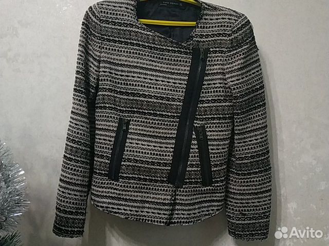 Пиджак женский в хорошем состоянии раз 44-46 Пиджак женский в хорошем состоянии раз 44-46