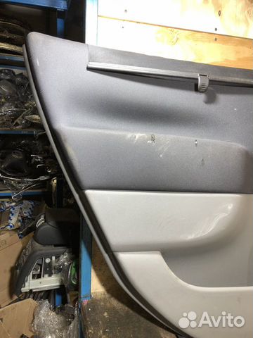 Обшивка задней левой двери Renault Scenic 2 79010