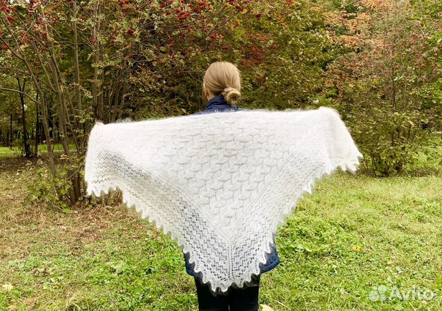 Оренбургский пуховый белый платок 135 см ручная ра