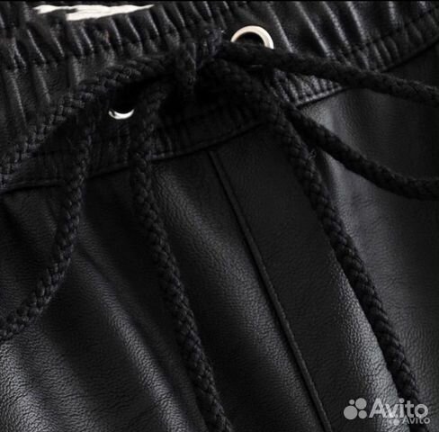 Брюки джоггеры кожаные Брюки джоггеры кожаные