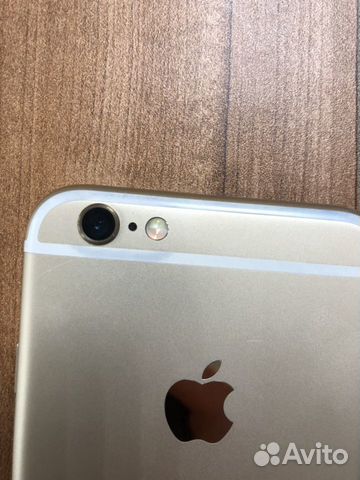 Телефон iPhone