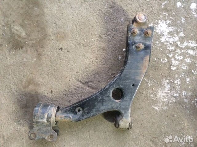 Рычаг подвески передний правый Ford Focus II