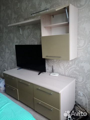 Продам стенку для телевизора