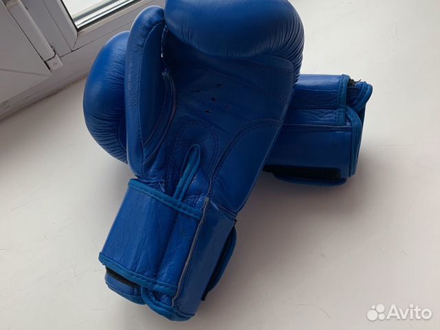 Боксерские перчатки Боксерские перчатки