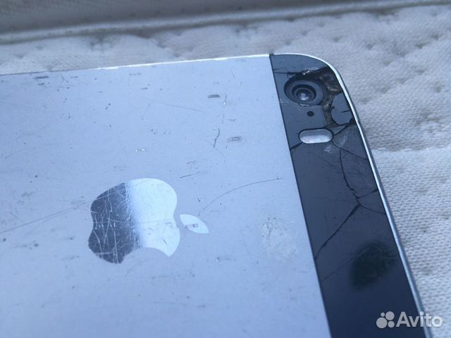 iPhone 5S 64Gb iPhone 5S 64Gb