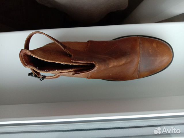 Продаю женские ботильоны Camper