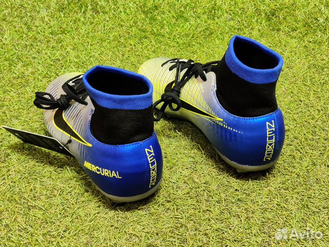 Новые детские футбольные бутсы Nike 35 размер Новые детские футбольные бутсы Nike 35 размер
