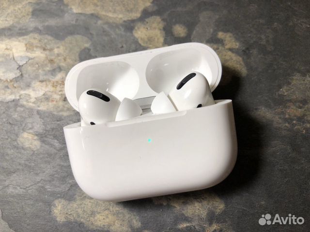 Продам наушники AirPods Pro