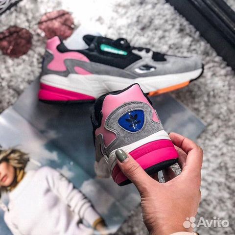 Кроссовки Adidas Falcon Кроссовки Adidas Falcon