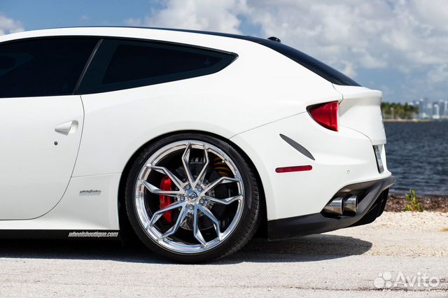 Литые диски HRE Performance P201 R18 5x114,3 Литые диски HRE Performance P201 R18 5x114,3