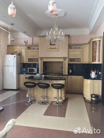 3-к квартира, 160 м², 2/6 эт.