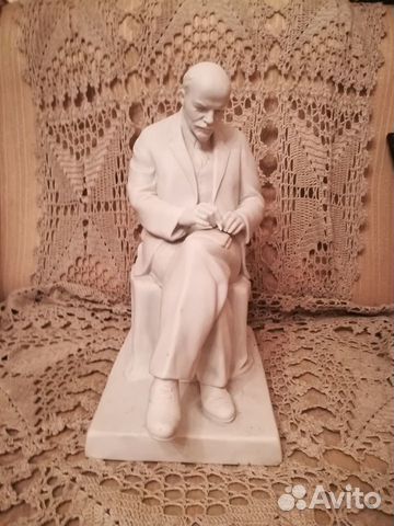 Бюст Ленина Бюст Ленина