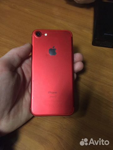 Телефон iPhone 7