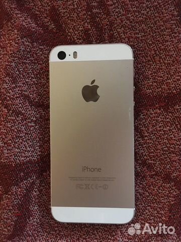 Телефон iPhone 5s Телефон iPhone 5s