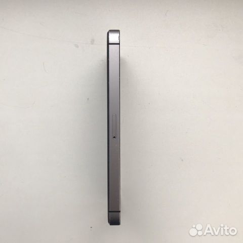 iPhone 5s 16Gb + полный комплект iPhone 5s 16Gb + полный комплект