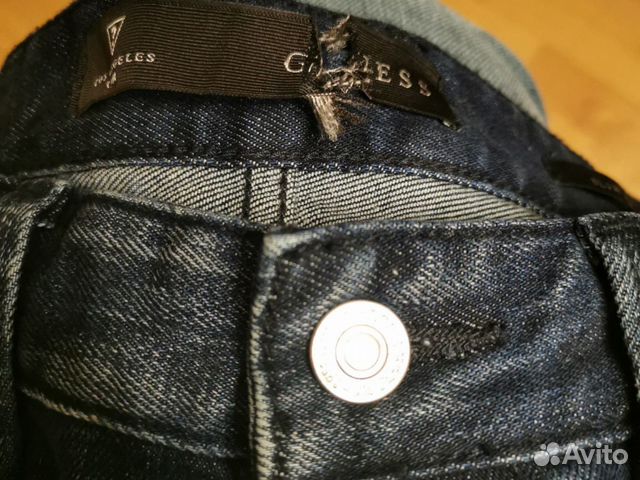 Женские джинсы Guess Женские джинсы Guess