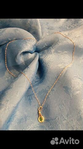 Кулон с изумрудом и бриллиантом на цепочке. Золото