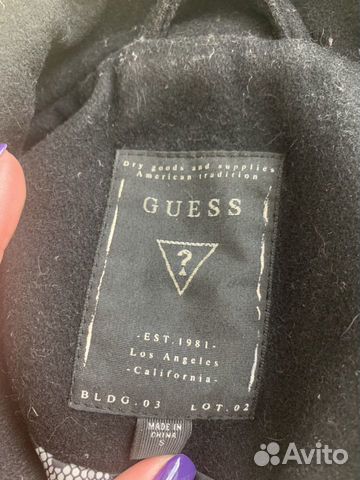 Пальто Guess