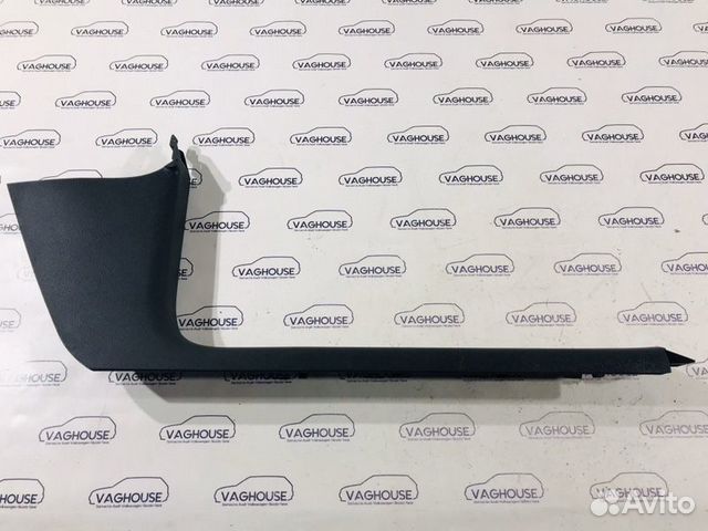 Накладка на порог внутренняя правая Volkswagen Накладка на порог внутренняя правая Volkswagen